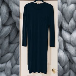 Double Zero black long sleeve pocket dress